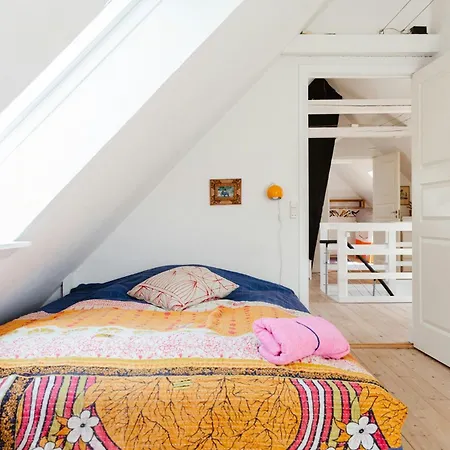 Hébergement de vacances Old Farmstead With Field Views *