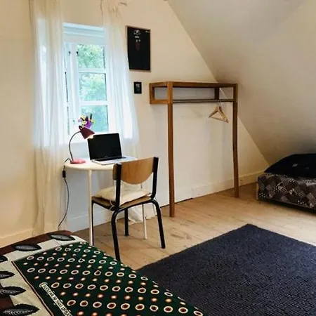 Hébergement de vacances Old Farmstead With Field Views *