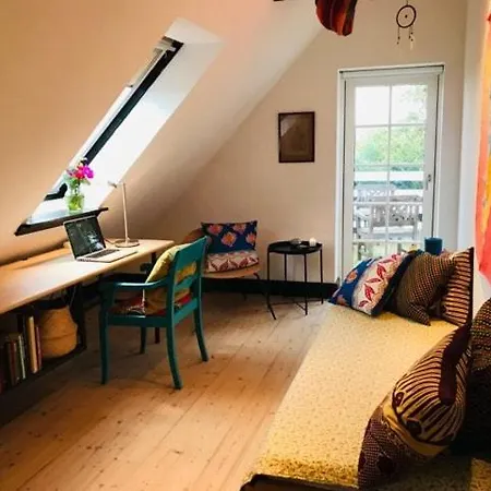 Old Farmstead With Field Views Hébergement de vacances Stege