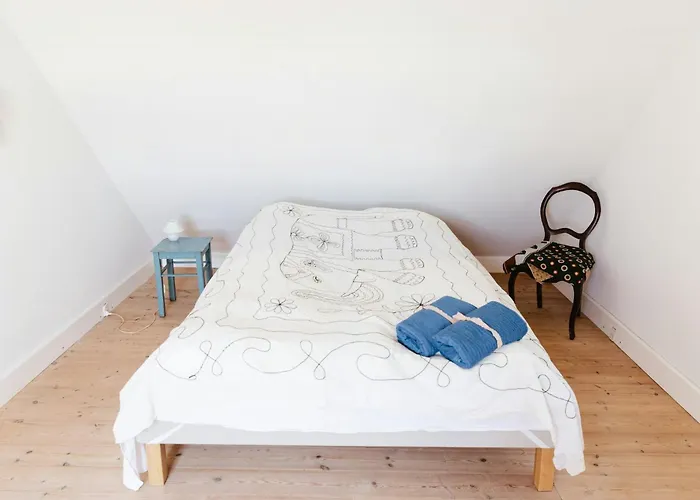 Old Farmstead With Field Views Stege